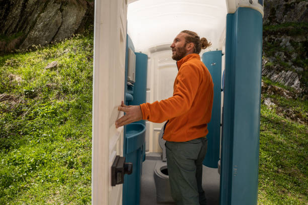 Best Portable toilet rental cost  in Clay City, IN