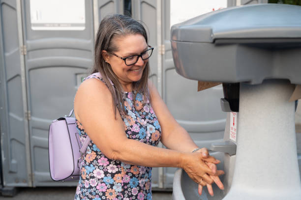 Portable Toilet Options We Offer in Clay City, IN